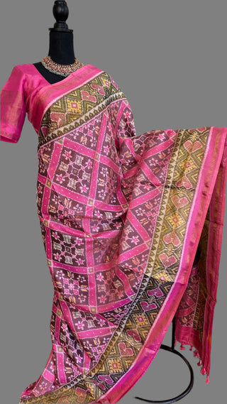 Pure patola silk saree pallu with stitched blouse