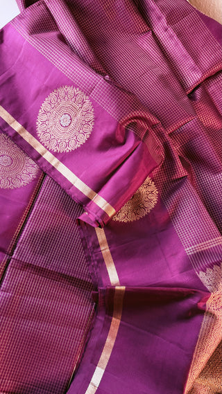 Dark Magenta  Handloom kanjivaram Beautiful muthu kattam kanchi pattu saree fine weave kanchi pattu bridal vintage revival with unstitched blouse