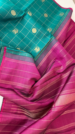 Handloom Bottle Green  gold checks kanchi pattu saree fine weave kanchi pattu bridal