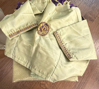 Pure Kanjivaram Handloom pure silk Light Lavender to dark lavender Handloom silk saree pure zari  Muhurtam Wedding Saree with ready to wear ship Blouse Online USA