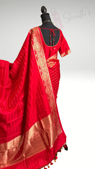 Red Chili Handloom Banaras raw mango silk Pure Silk Saree with Gold Zari Border – Ready to Wear Online USA