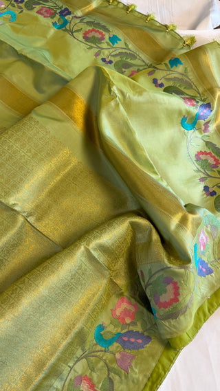 Handloom pure silver zari Brocade weave silk embroidered borders easy drape finest weave saree