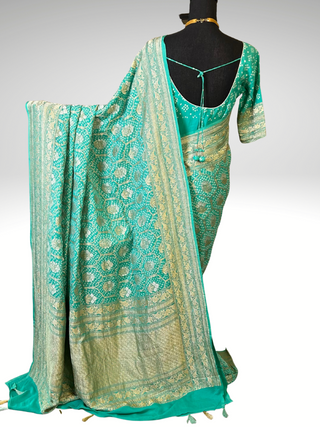 Pure Rye Handone Bandhani Silk Saree Pure Zari Unique Indian Wedding Bridal Silk Saree Easy Drape Silk Online USA Ready to ship saree USA for bride