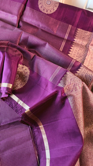 Dark Magenta  Handloom kanjivaram Beautiful muthu kattam kanchi pattu saree fine weave kanchi pattu bridal vintage revival with unstitched blouse