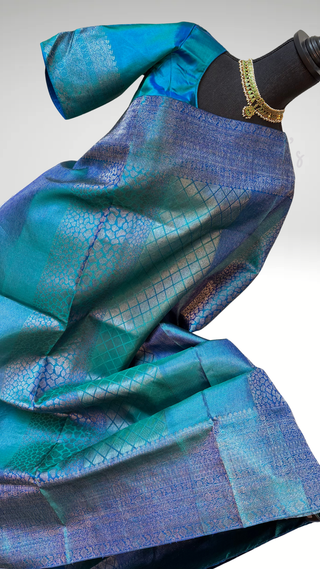 Pure Handloom kanjivaram Shades of Beautiful Blue brocade weave silver zari kanchi pattu saree fine weave kanchi pattu bridal