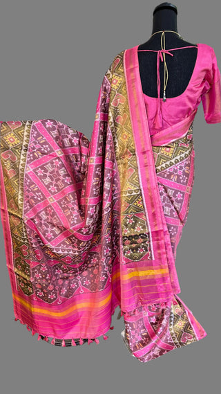 Pure patola silk saree pallu with stitched blouse