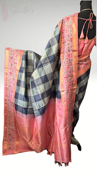 Handloom pure kanjivaram checks embroidered saree  zari Brocade weave silk embroidered borders easy drape finest weave saree