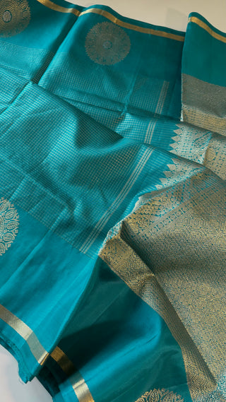 Handloom kanjivaram Beautiful muthu kattam kanchi pattu saree fine weave kanchi pattu bridal vintage revival