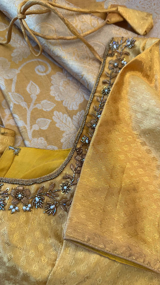 Handloom tissue Kanchi silk saree gold shade with pure zari borders