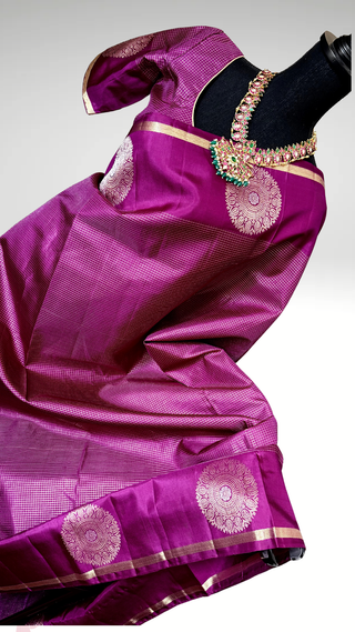 Dark Magenta  Handloom kanjivaram Beautiful muthu kattam kanchi pattu saree fine weave kanchi pattu bridal vintage revival