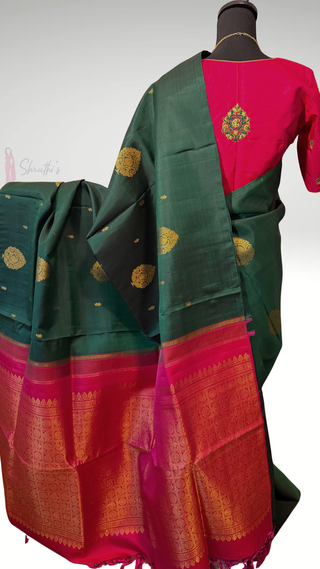 Pure Kanjivaram Handloom pure silk Bottle green pink Handloom silk saree pure zari  Muhurtam Wedding Saree with ready to wear ship Blouse Online USA