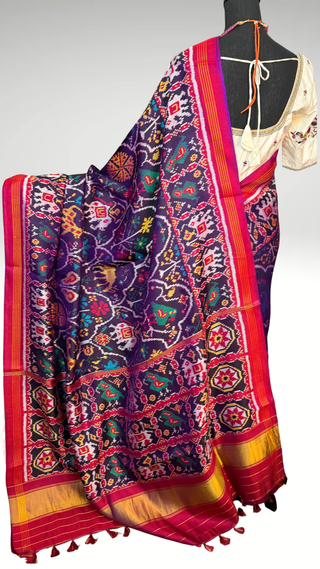 Original PATAN PATOLA Twill Handloom pure silk Patan patola silk saree can be sides   pallu double threaded saree with stitched  blouse