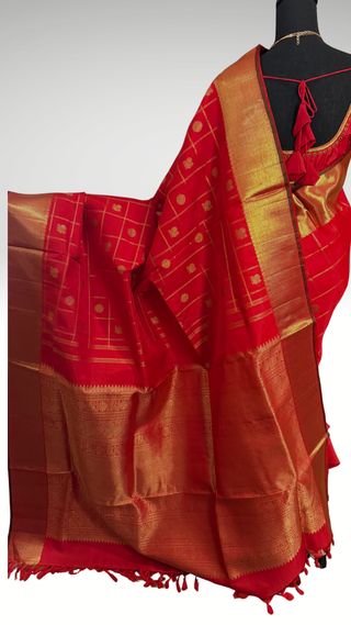 Pure Red kanjivaram pattu muhurtam kalyanam Pelli cheera saree pure zari handloom korvai kanchi red checks butta kanjivaram silk saree with embroidery  blouse