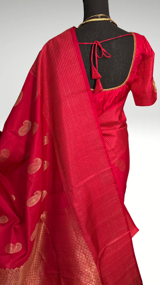 Pure Soft Silk Saree red chili 🌶️ Red  silk saree with embroidered  Stitched Blouse Indian handloom wedding pattu Saree Online USA Ready to Ship Saree Online USA Easy Drape