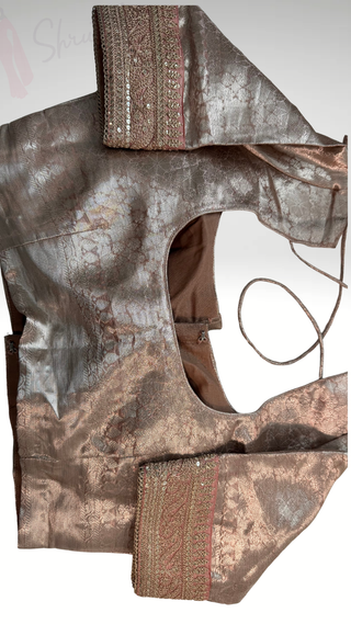 Pure beneras Rose gold silk blouse with white silk silk finish pallu with embroidered-stitched blouse
