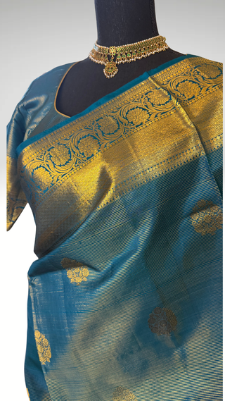 Pure Handloom kanjivaram Shades of Beautiful Peacock Green Blue vaira oosi kanchi pattu saree fine weave kanchi pattu bridal