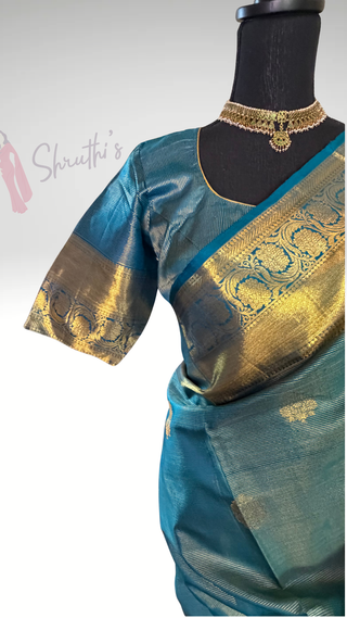 Pure Handloom kanjivaram Shades of Beautiful Peacock Green Blue vaira oosi kanchi pattu saree fine weave kanchi pattu bridal