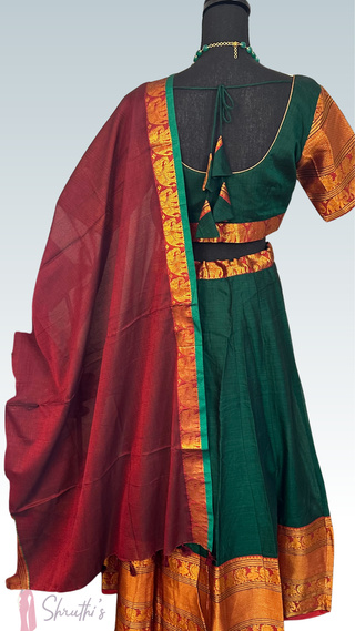 Handloom Mangalagiri cotton lehenga featuring double-lined skirt, stitched blouse, and handwoven dupatta, perfect for weddings and Indian celebrations.