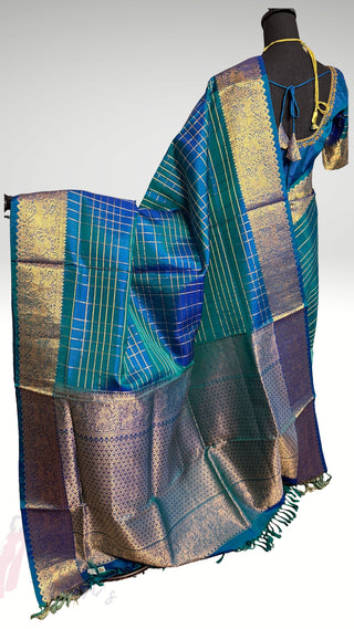 Pure Handloom Soft Silk Saree Peacock Blue Checks  silk saree with embroidered  Stitched Blouse Indian handloom wedding pattu Dark Rust to Grey Saree Online USA Ready to Ship Saree Online USA Easy Drape (Copy)