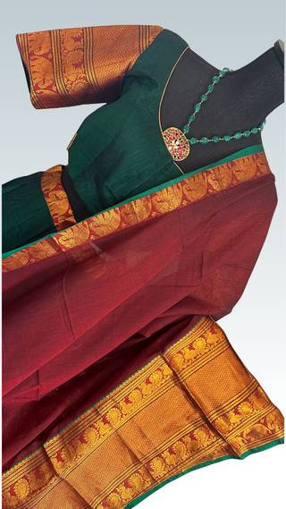 Elegant Mangalagiri cotton lehenga with zari border detailing, lined blouse and skirt, paired with pure handloom dupatta, sizes 32-44.