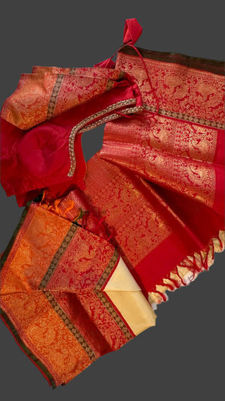 red white kanchi pattu saree bridal kalyana pattu muhurtam saree look indian wedding stitched embrodiered blouse kanjiveram