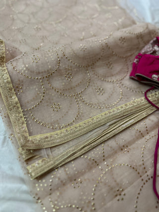 Organza saree with contrast blouse pink blouse gold zari white organza saree beige organza saree online usa 